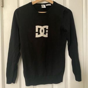 DC logo sweater